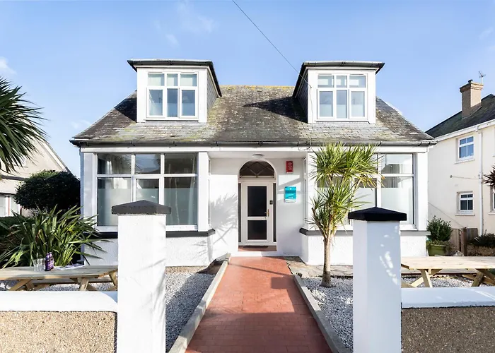 Oasis House